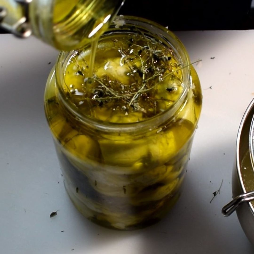 Alcachofas con hierbas y en aceite: de fácil preparación