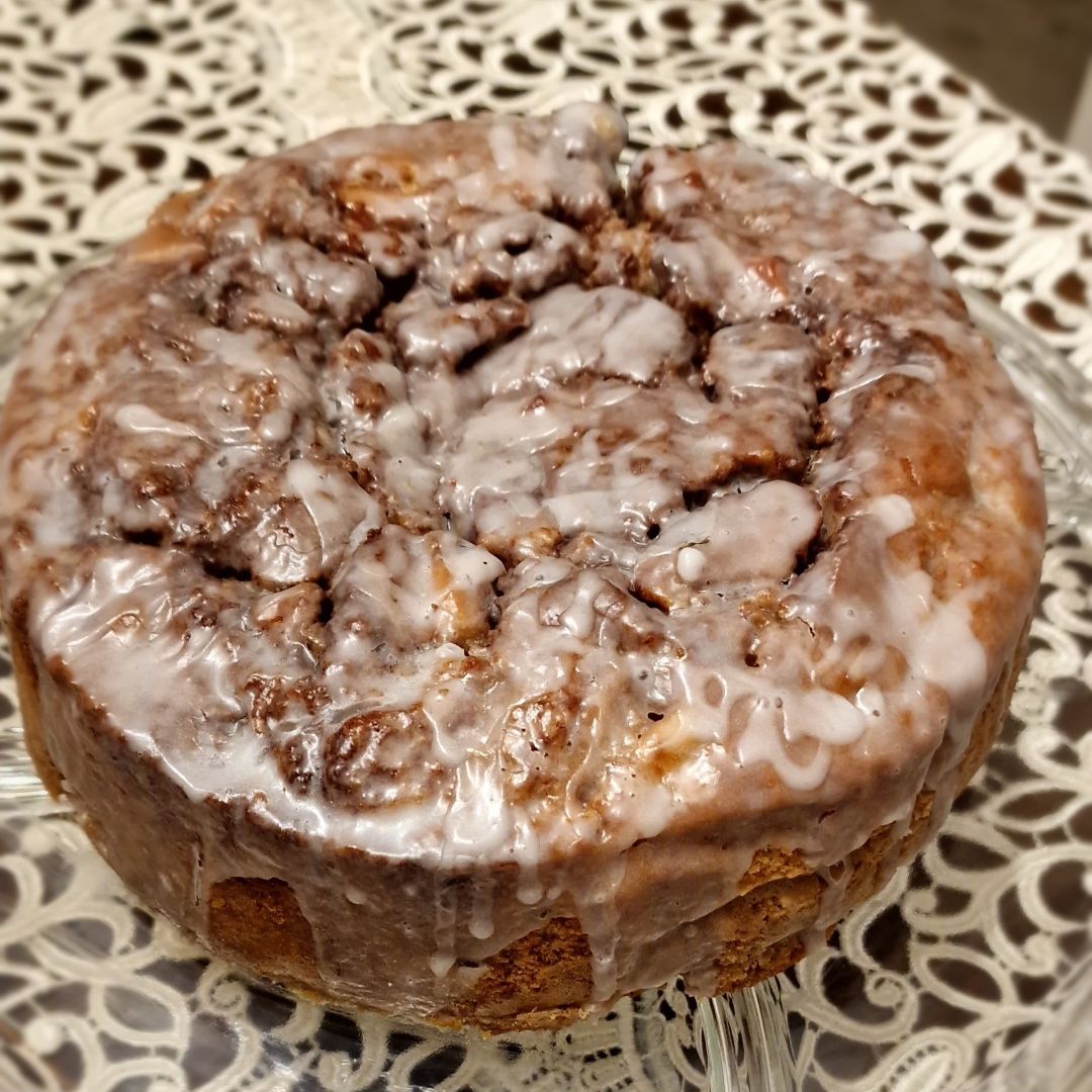 Torta de manzana jugosa con crema de canela ¡Irresistible!