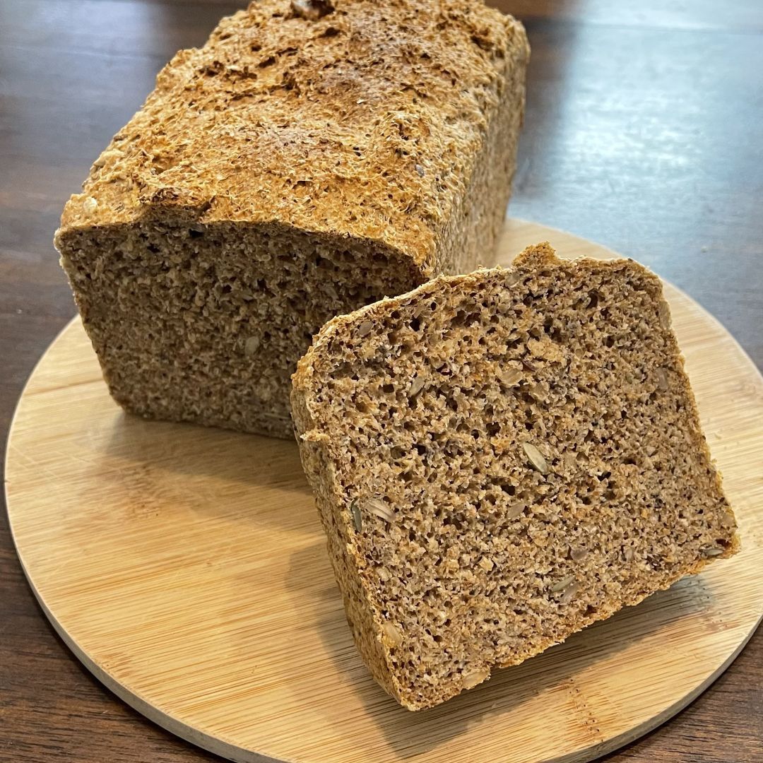 Pan integral esponjoso con semillas que encantará a todos